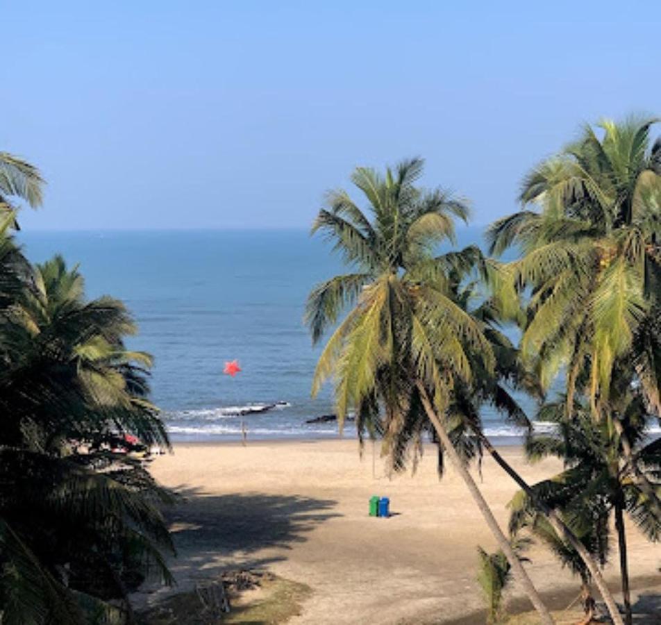 Flamingo Beach Resort GOA ภายนอก รูปภาพ