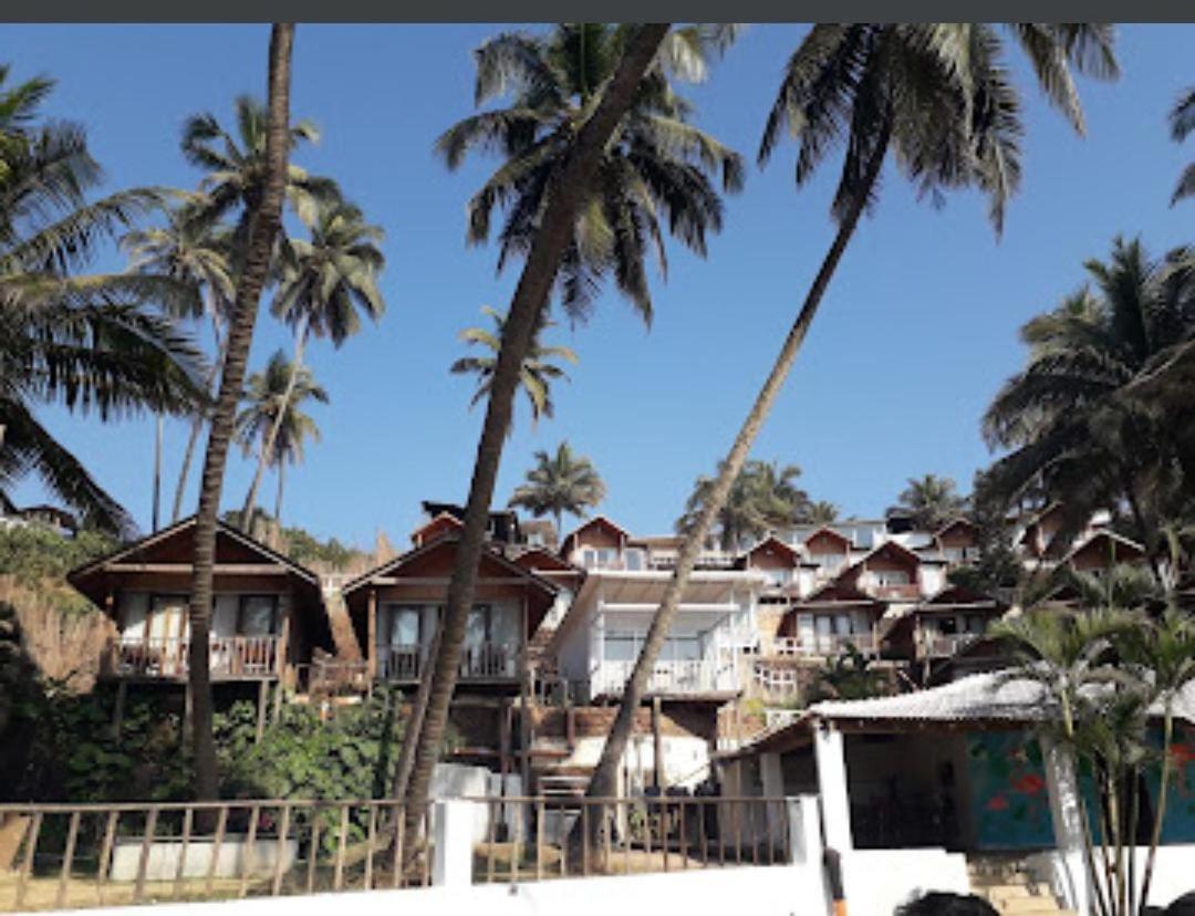 Flamingo Beach Resort GOA ภายนอก รูปภาพ